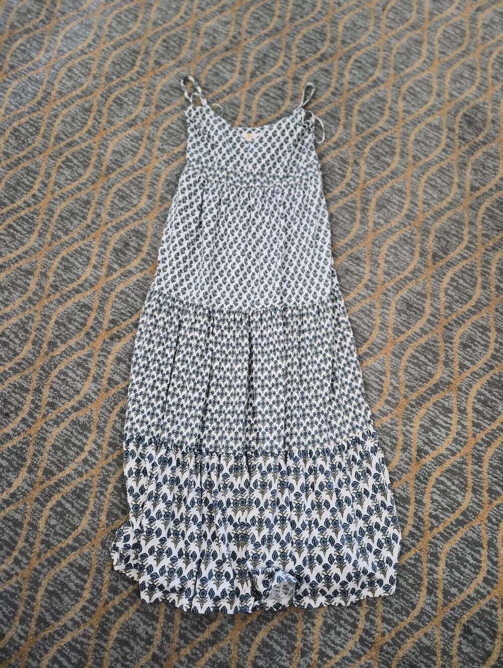 Boden Blue and White Printed Tiered Maxi Dress 6P